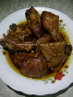 Foto resep Semur Ayam & Tahu ala Tie