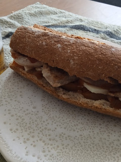 Una foto de Bocata de secreto con pimientos