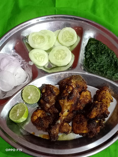 चिकन फ्राई(Chicken fry recipe in hindi) रेसिपी मुख्य फोटो