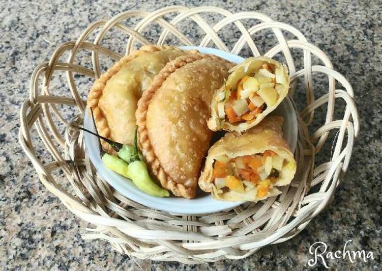 Bagaimana Membuat Pastel Goreng, Sempurna