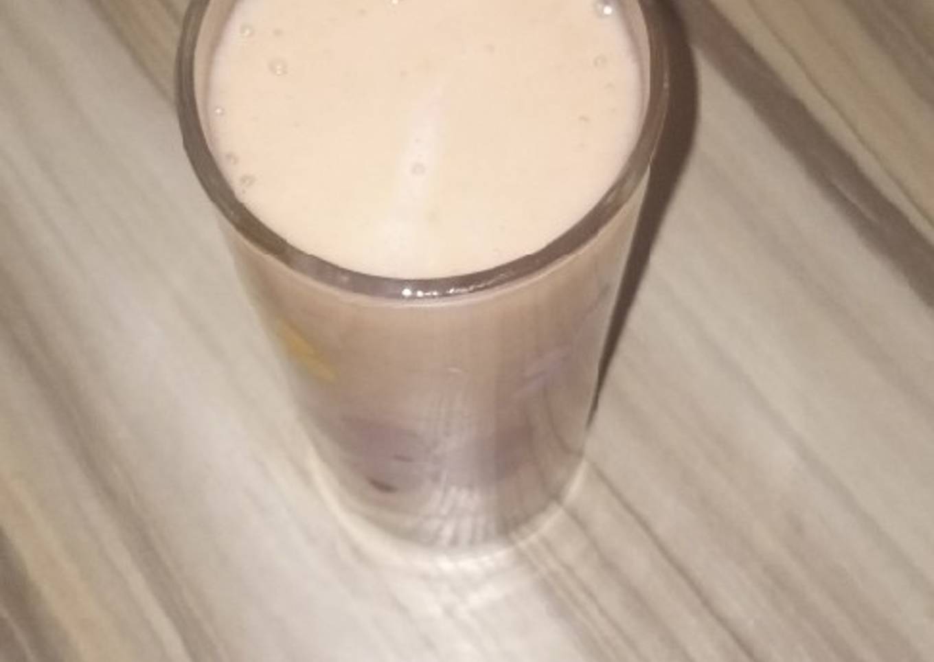 Banana strawberry milkshake