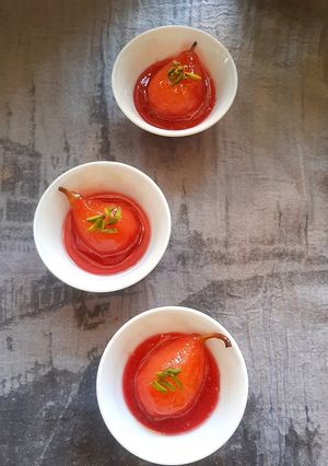 عکسی از دستور دسر گلابی ژله ای