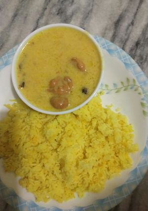 A picture of Karhi Pakora Indian style.