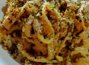 Foto di Tagliatelle alla crema di funghi e zafferano