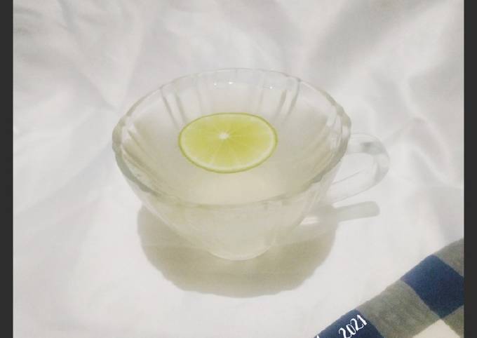 Ini dia! Resep  bikin 348. Wedang Jeruk Nipis Peras yang nagih banget