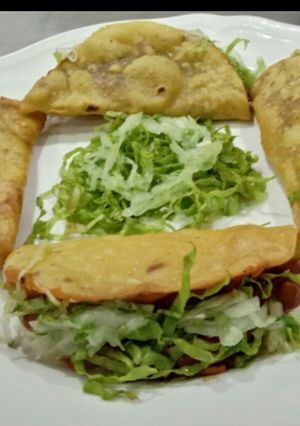 A picture of Cheesy taco.