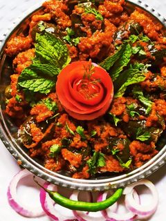 बैंगन मसाला (Baingan Masala recipe in Hindi) रेसिपी मुख्य फोटो