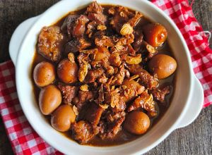 Foto resep Semur Tetelan Sapi Dan Telur Puyuh
