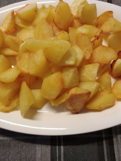 Una foto de Patatas bravas🥔🥔