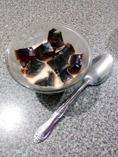 Una foto de Gelatina de café con crema de queso