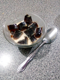Una foto de Gelatina de café con crema de queso