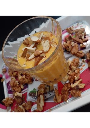 A picture of Mango Walnut Smoothie.