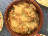 Estofado de pollo Keto con queso y tomate al horno