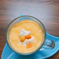 A picture of Mango Vanilla Milkshake.