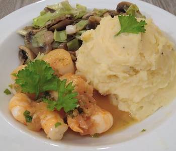 Ultimate Making Recipe Lemony scallops with leek mushrooms and creamy potato pure Very Delicious