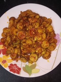 કંકોડા નું શાક (Kantola Shak Recipe In Gujarati) રેસીપી મુખ્ય ફોટો