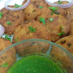 A picture of Chicken Resha kebab with split chickpeas (chana dal) #cookpad #mycookbook.