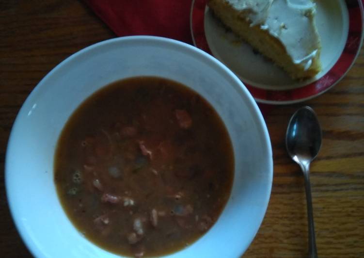 Easiest Way to Prepare Super Quick Homemade Pinto Bean And Bacon Soup