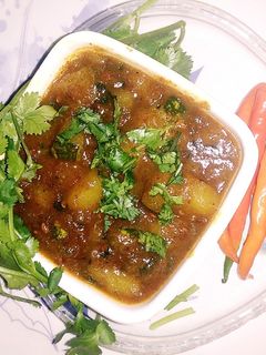 कददू की खट्टी मीठी सब्जी (kaddu ki khatti meethi sabzi recipe in Hindi) रेसिपी मुख्य फोटो