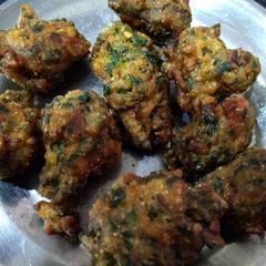 A picture of Palak (Spinach)Pakoda.