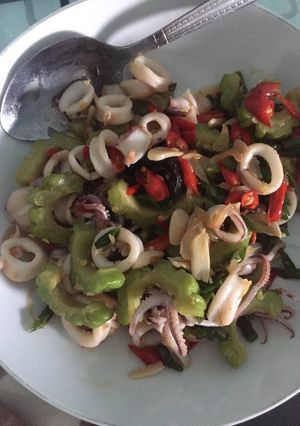 Foto resep Tumis cumi pare simple