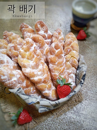 Langkah Mudah untuk Menyiapkan Donat Kepang / Kkwabaegi Donat ala Korea yang Bikin Ngiler