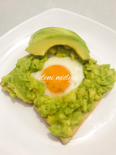 Foto resep Avocado Toast (Roti Panggang Alpukat)
