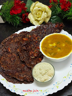 रागी डोसा (ragi dosa recipe in Hindi) रेसिपी मुख्य फोटो
