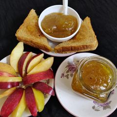 A picture of Apple jam.