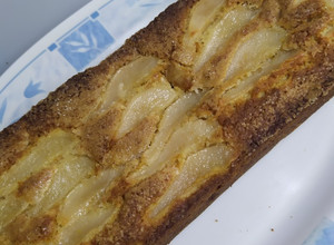 Una foto de Budín de peras con jengibre