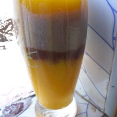 Chocolate banana smoothie A picture of Chocolate banana smoothie.