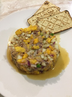 Una foto de Ceviche de atún enlatado