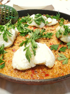 Una foto de Cuscús de verduras con bacalao