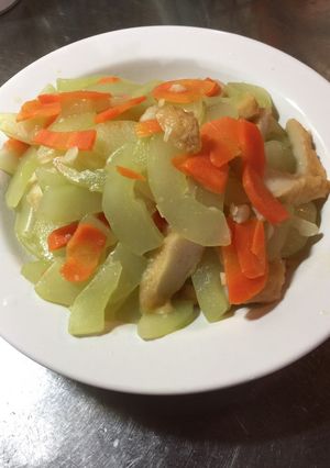 大黃瓜炒甜不辣 的食譜成品照片