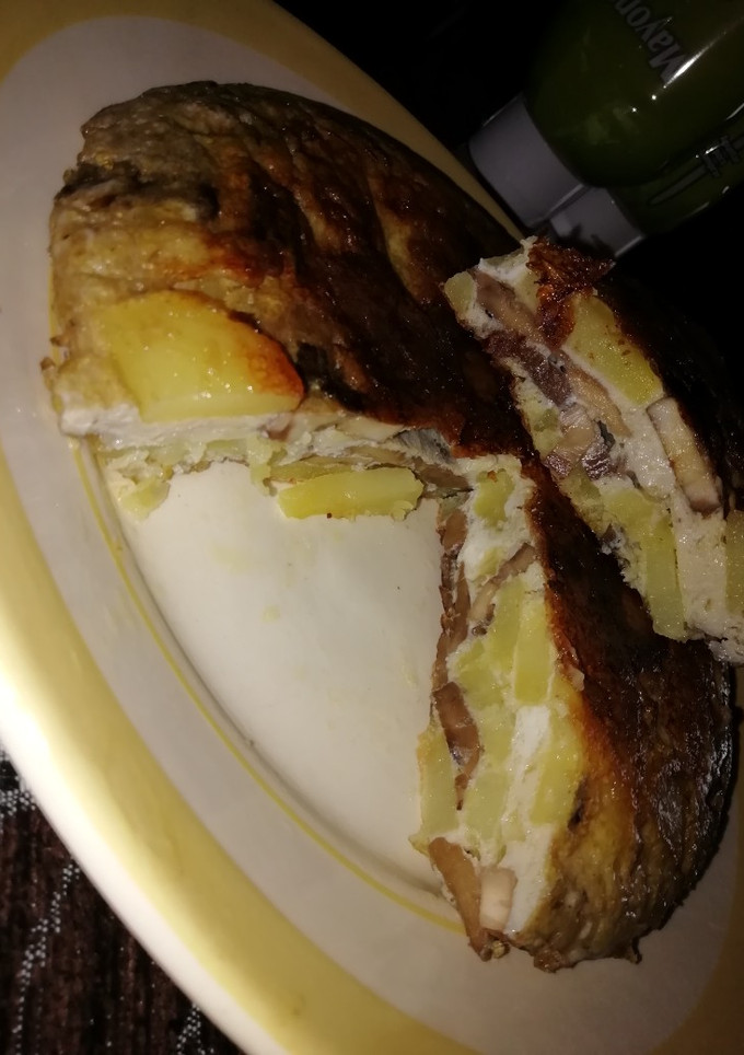 Una foto de Tortilla de patatas con gurumelos