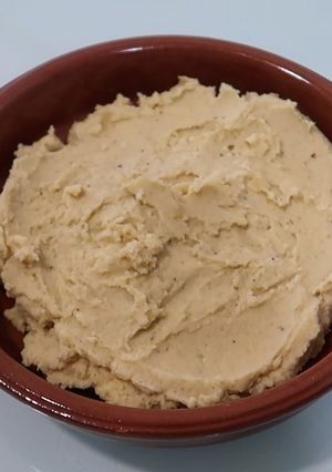 Una foto de Hummus de garbanzos