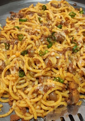 عکسی از دستور پاستا قارچ و پنیر🍝🧀