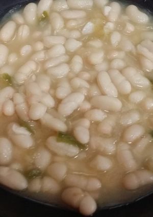 Una foto de Judías Blancas Estofadas