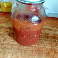 A picture of My homemade pizza sauce.