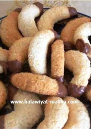 صورة لوصفة حلوة الهلال بالكوك (جوز الهند)