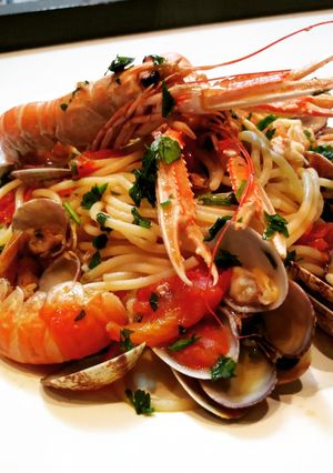 Foto di Vermicelli con scampi e vongole