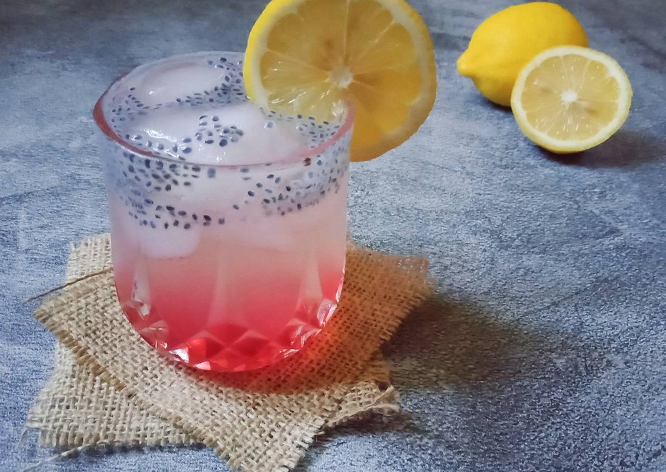 Es Lemon Selasih