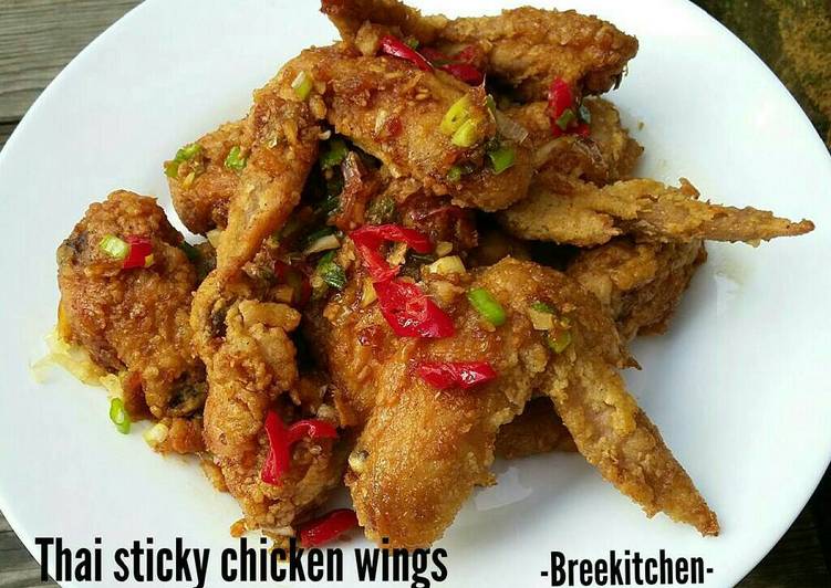 Bagaimana Menyiapkan Thai sticky chicken wings yang Enak