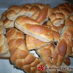 A picture of Authentic olive oil cookies from Lefkada (ladokouloura).