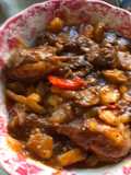 Muslos de pollo al vino tinto con champiñones