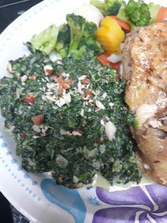 A picture of Creamy Spinach Amandine.