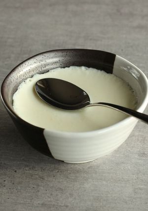 A picture of Ginger Milk Pudding.