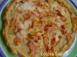 Foto di Torta Salata con Salmone affumicato-patate e robiola