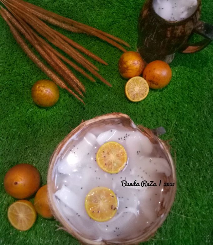 Foto resep Es Kelapa Muda Jeruk