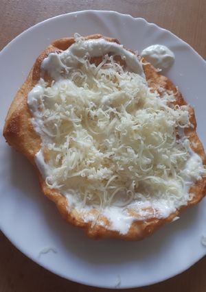 Lusta lángos recept fotója